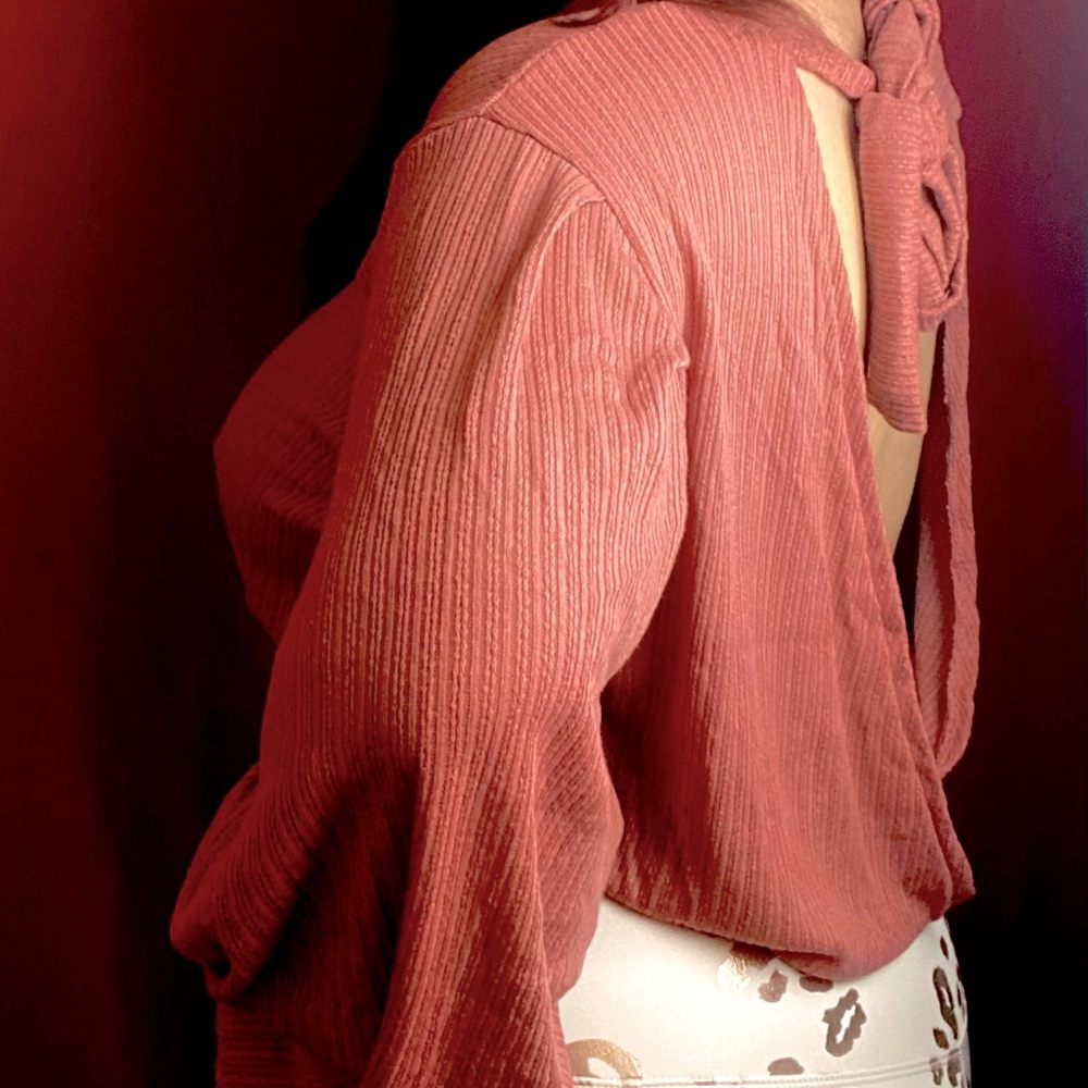 Flowy open back Dusty Rose Pink knit blouse S/M/L